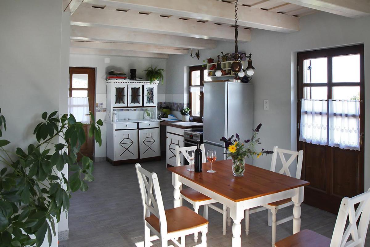 Casa Beata Villa Lesencetomaj Екстериор снимка